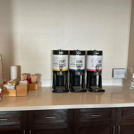 Hampton Inn By Hilton Терлок Экстерьер фото