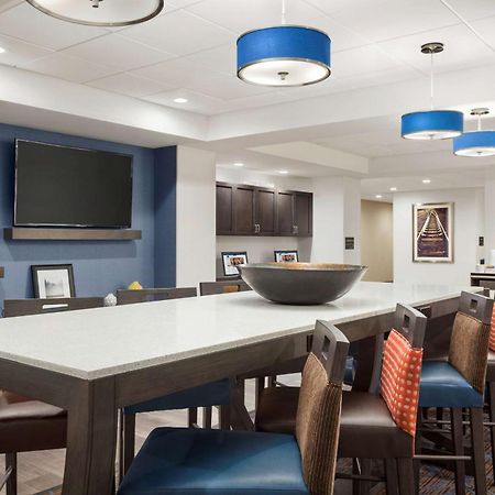 Hampton Inn By Hilton Терлок Экстерьер фото