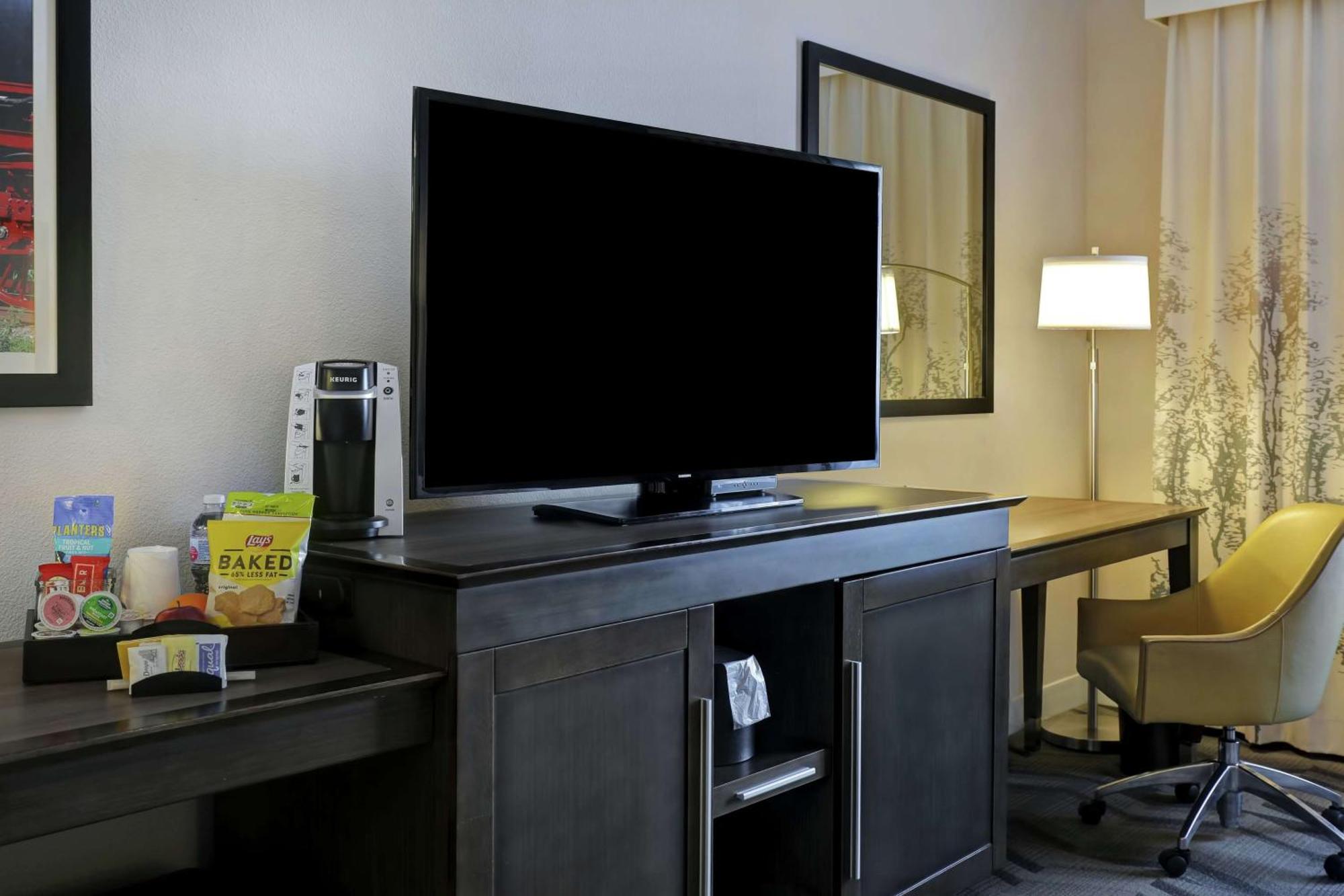 Hampton Inn By Hilton Терлок Экстерьер фото