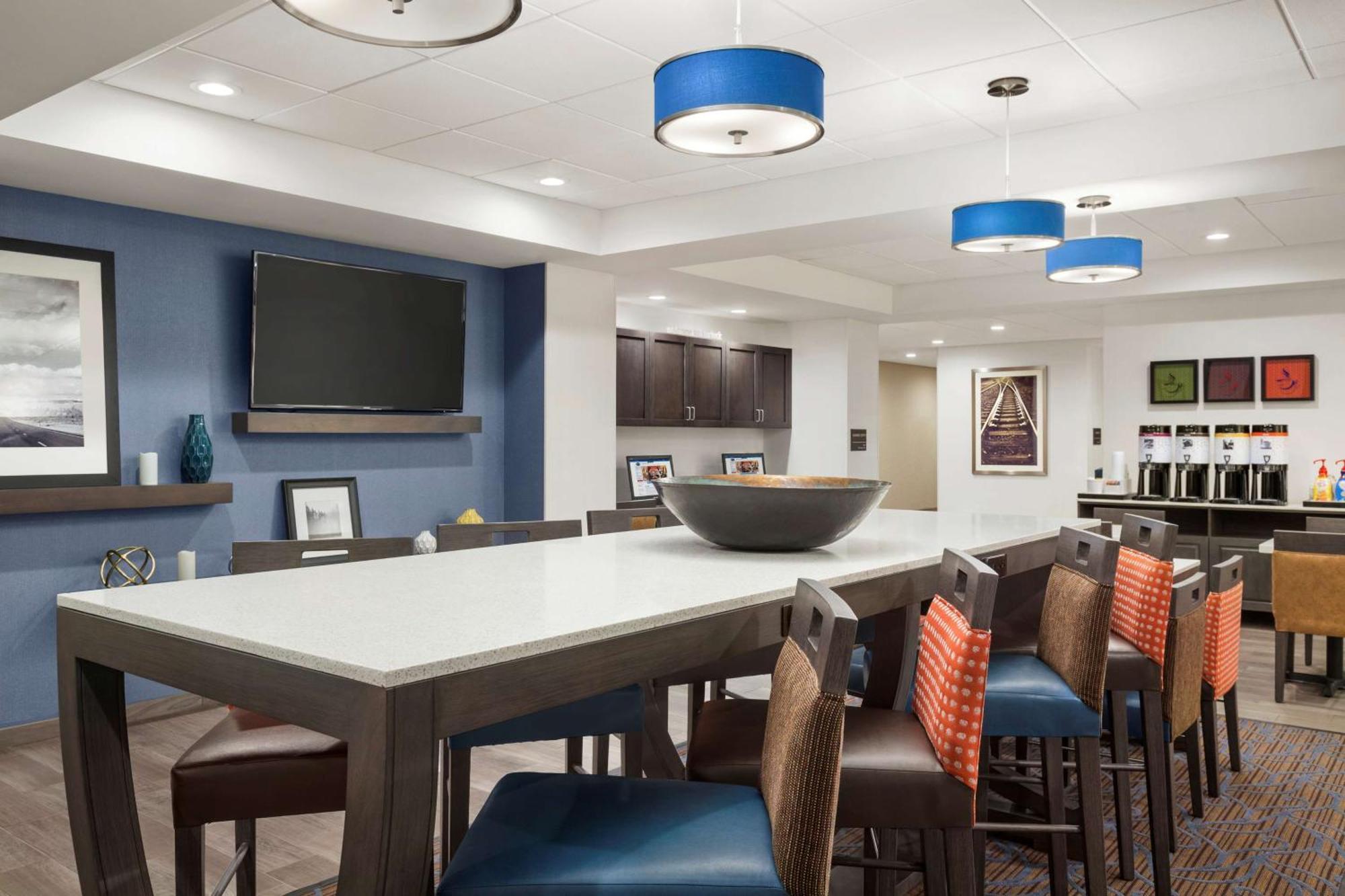Hampton Inn By Hilton Терлок Экстерьер фото